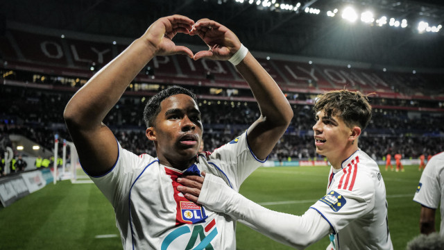 Endrick e Afonso Moreira guiam Paulo Fonseca aos 'quartos' da Taça