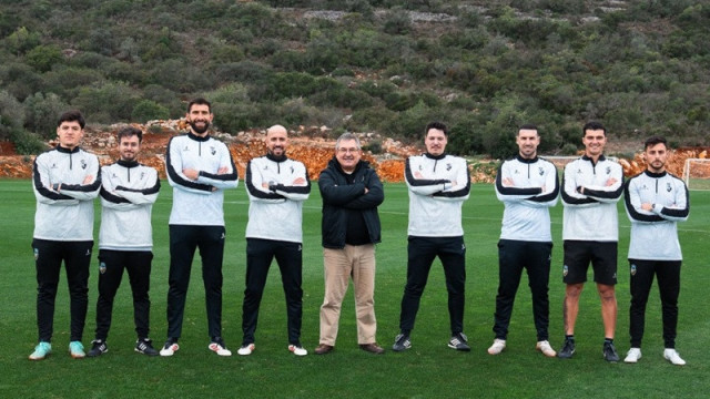 Oficial: José Faria assume comando técnico do Farense até final da época