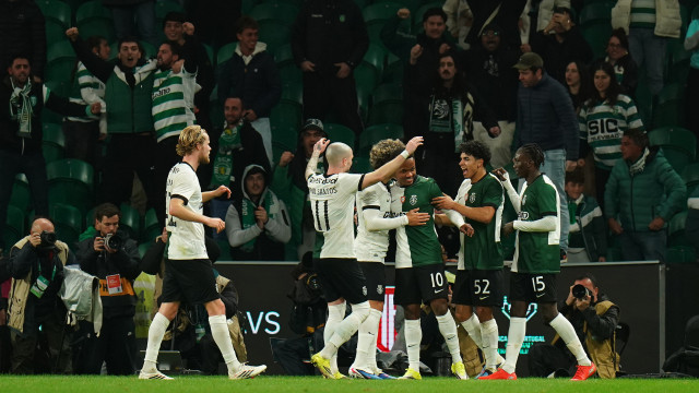 'Genyo' da lâmpada surge e Sporting luta com FC Porto por lugar no Jamor