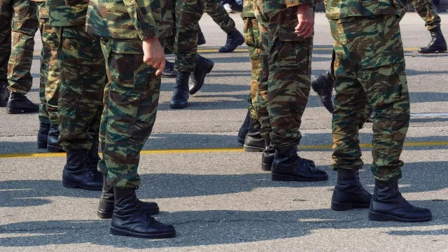 
                    Pentágono demite dirigentes de jornal militar por 