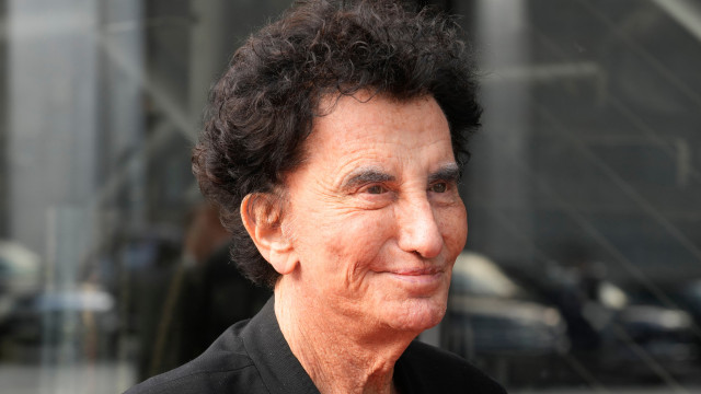 França investiga ex-ministro Jack Lang por revelações do caso Epstein