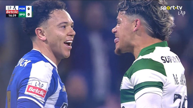 'Sururu' entre Maxi e Pepê aqueceu Clássico, com FC Porto a pedir penálti