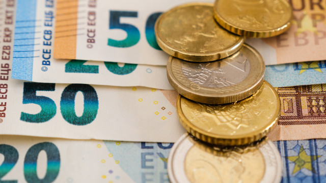 Dívida agrava-se na zona euro e UE. Portugal regista a 5.ª maior