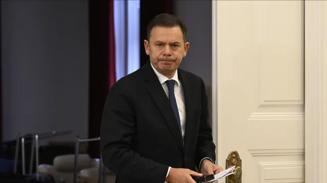 
                    Forma como Montenegro deu lista de clientes da Spinumviva impede 