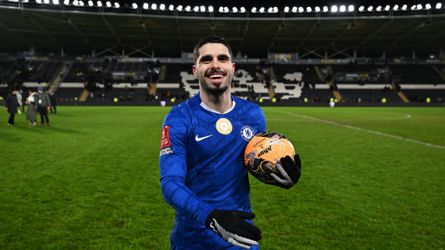 Chelsea nos oitavos de final da Taça com 'show' de Pedro Neto