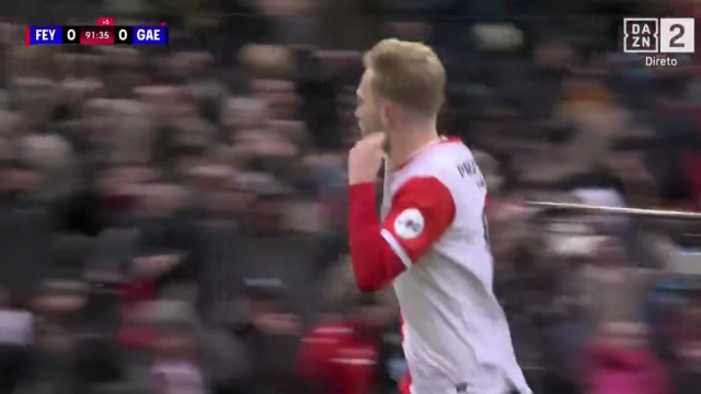 Resposta aos críticos? Tengstedt marca e festejo promete dar que falar