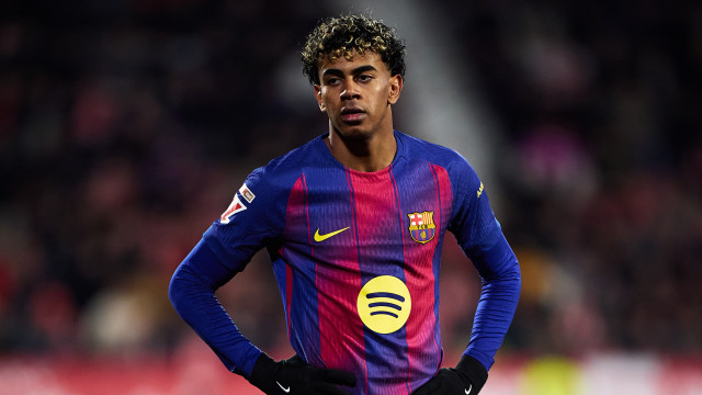 Surpresa. Barcelona é travado no dérbi e deixa fugir Real Madrid no trono