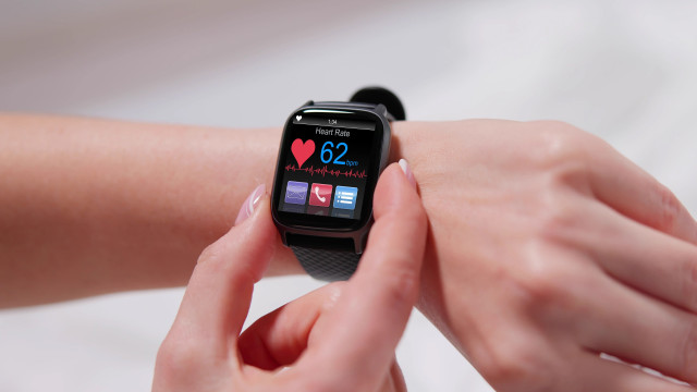 Smartwatches para medir pressão arterial? Estudo deixa alerta preocupante