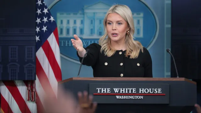 
                    Washington diz estar a discutir nova ronda de negociações com Teerão
                