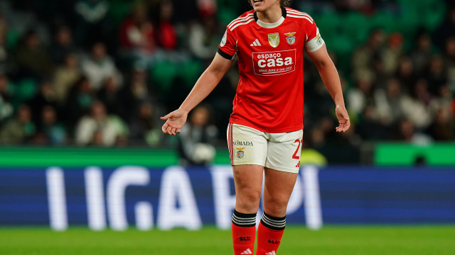 Recém-naturalizada Pauleta entre as novidades na seleção feminina