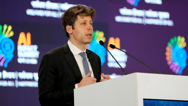 IA causa desemprego? CEO da OpenAI diz que acusações são exageradas