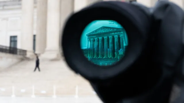 
                    Supremo reativa processo contra grande empresa logística dos EUA
                