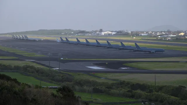 
                    Açores prometem 