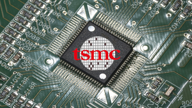 Após lucros recorde, gigante de chips TSMC vai investir novamente nos EUA