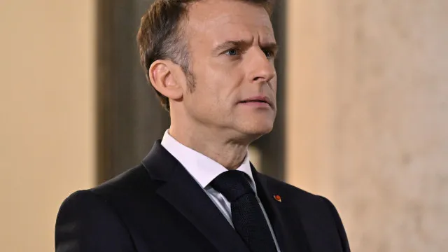 
                    Macron condena ataque e diz que Rússia não sabe como acabar com a guerra
                