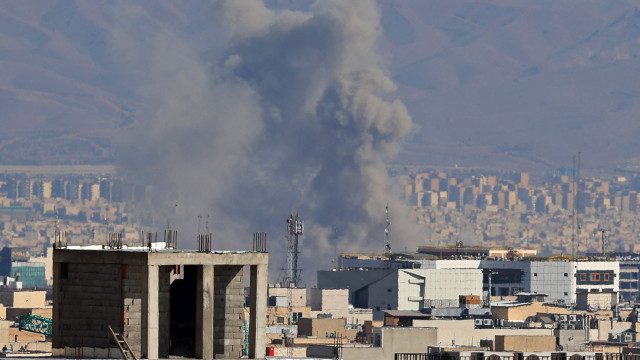 EUA e Israel ampliam ataques em nova fase da guerra no Irã