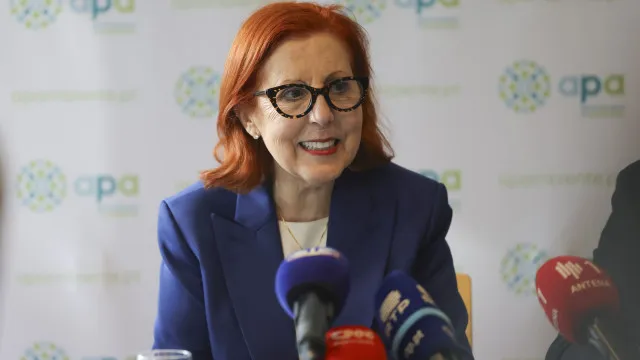 
                    Ministra admite problemas no Sistema Volta: 