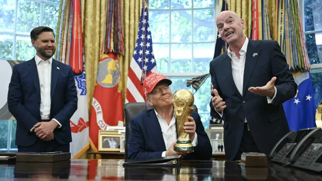 "Vergonhoso". Itália visa Trump e recusa substituir Irão no Mundial