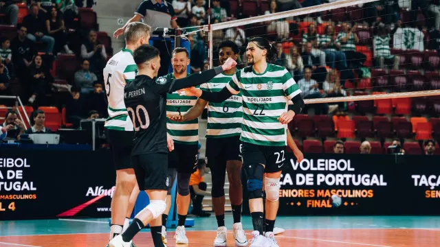 Sporting bate Vitória SC e apura-se para a final. Benfica vence Leixões