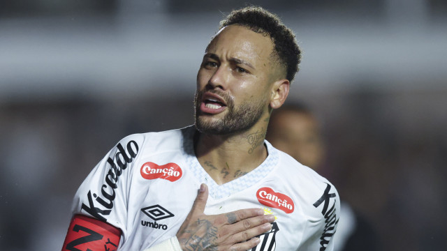 Corte de Neymar gera reação do craque após decisão de Ancelotti