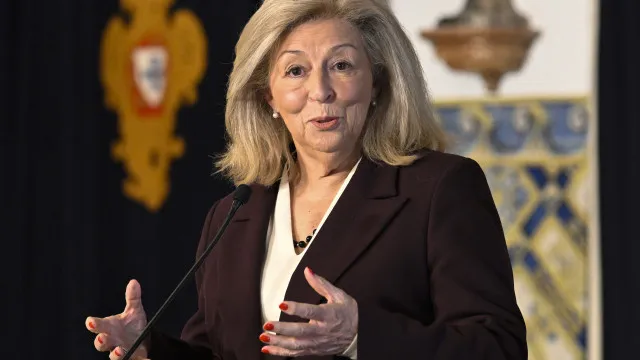 
                    Leonor Beleza na delegação do PSD no encerramento do Congresso do PS
                