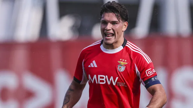 Oficial: Gonçalo Oliveira deixa Benfica e ruma ao Rennes