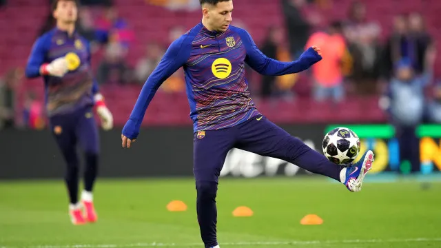 Roony Bardghji comunica decisão final ao Barcelona… à atenção do FC Porto