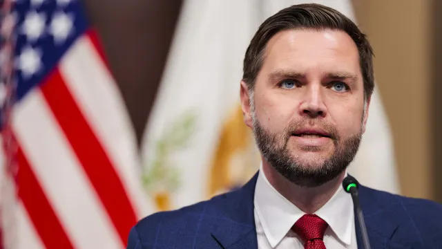
                    Irão? Período negocial de 60 dias começa hoje, diz JD Vance
                