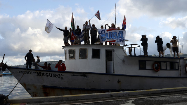 Barcos que levavam ajuda a Cuba desaparecem no mar