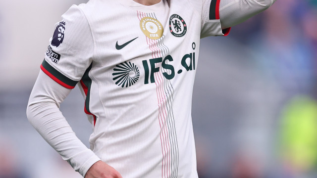 Cucurella se volta contra o Chelsea: 