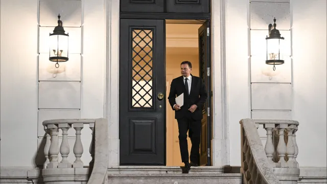 Primeiro-ministro e líder do Chega já iniciaram “reunião de trabalho”
