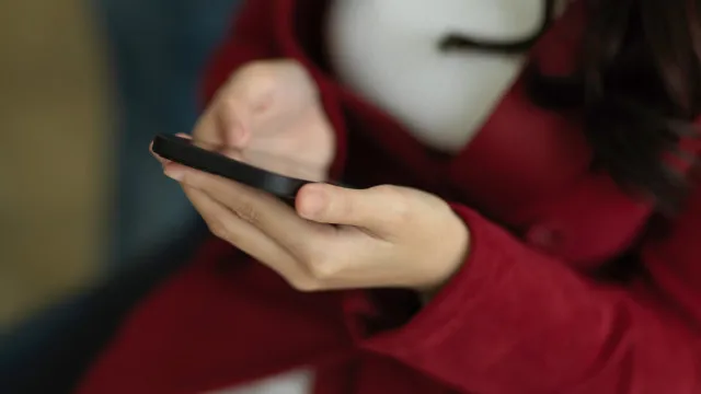 
                    Pai e filho condenados em Leiria a prisão por burlas 