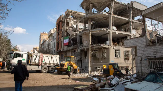 
                    AO MINUTO: EUA capturam navio iraniano; Negociações? Teerão sem planos
                