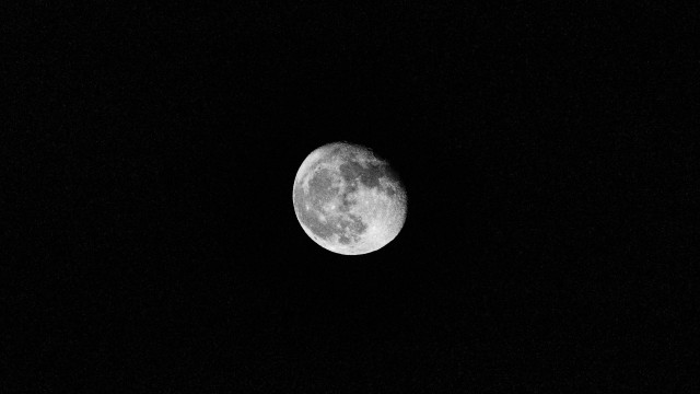 Parte de foguete da SpaceX deve ter atingido a Lua nesta quarta