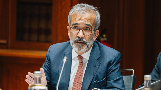 Indemnizações às ex-colónias?