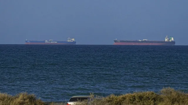 
                    EUA sancionam autoridade iraniana que gere trânsito no Estreito de Ormuz
                