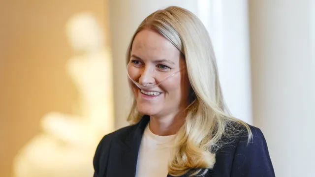 
                    Princesa Mette-Marit foi submetida a transplante pulmonar
                