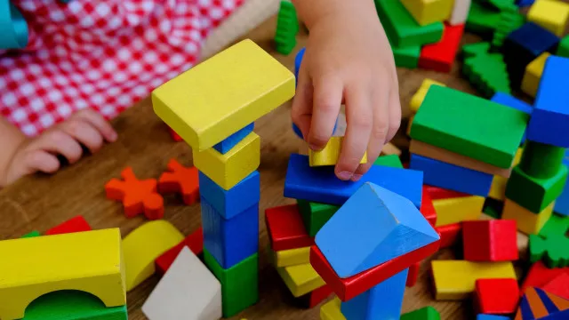 
                    Creche no Porto encerra em junho e deixa famílias de 40 crianças sem solução
                