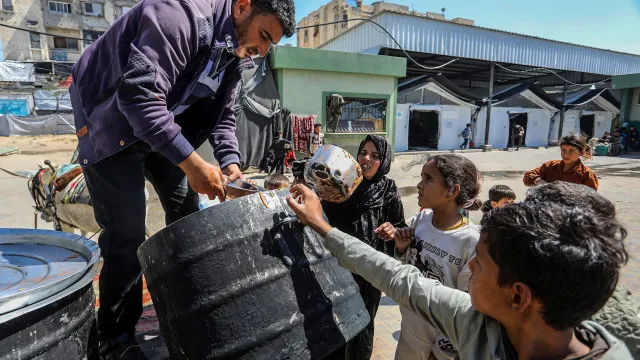 Exército israelita mata dois condutores de camiões da UNICEF