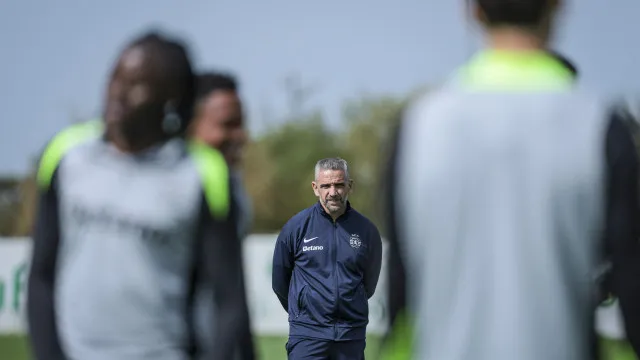 Sporting treina no relvado do Jamor a pensar na Taça com quatro ausentes