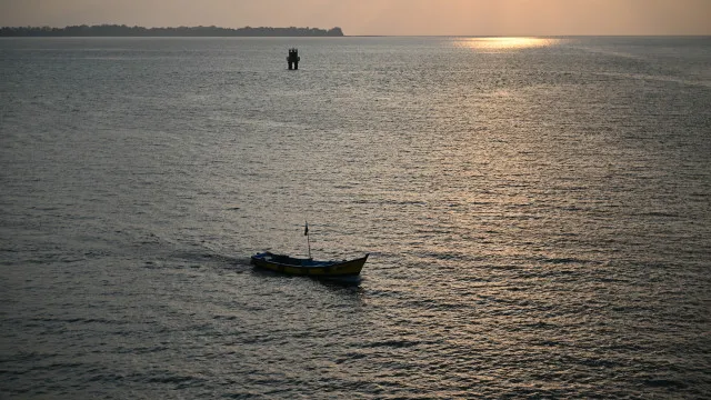 
                    Cerca de 250 pessoas desaparecidas após naufrágio de barco com refugiados
                
