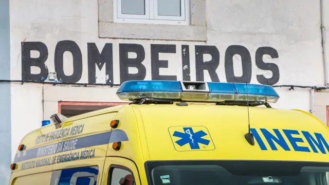 AssociaÃ§Ã£o FÃ©nix exige esclarecimento sobre "falhas operacionais do INEM"