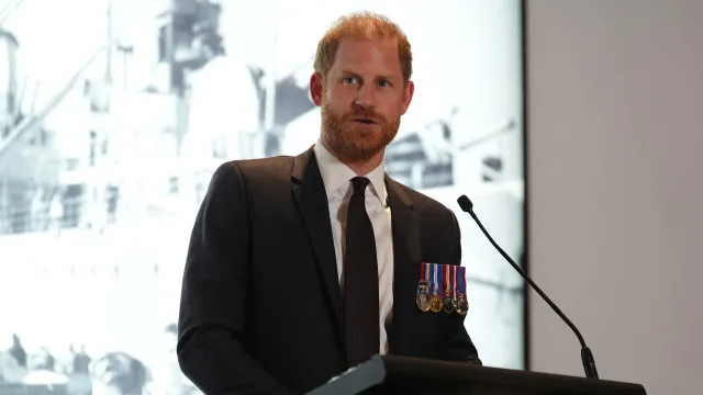 
                    Príncipe Harry lidou com 