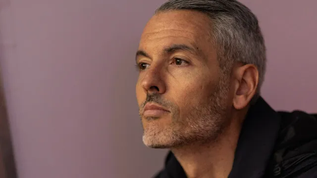 Carlos Vicens forçado a mexer. O onze do Sporting de Braga com o Friburgo