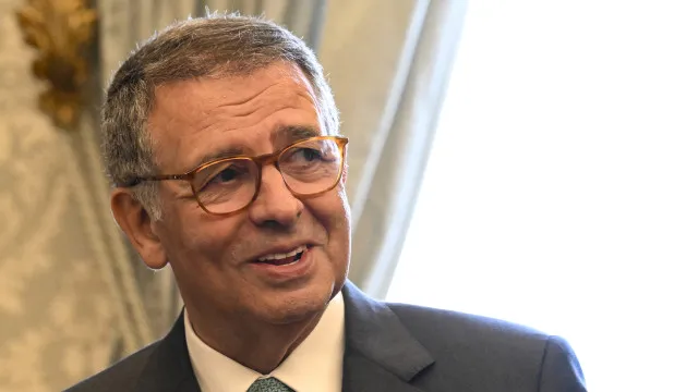 
                    Seguro já nomeou os representantes da República nos Açores e Madeira
                