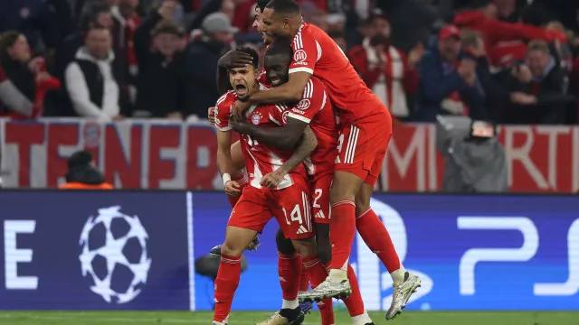 Real Madrid cai na Champions aos pés de Bayern Munique em jogo caótico