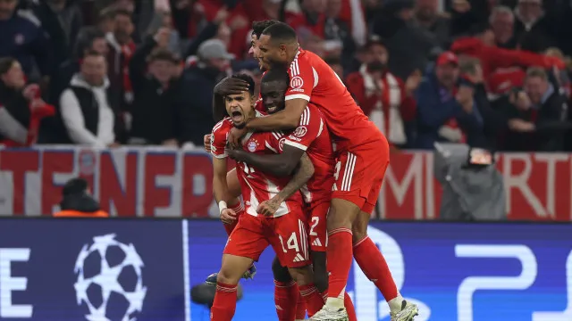 
                    Real Madrid cai na Champions aos pés de Bayern Munique em jogo caótico
                