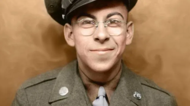 "Mãe, não chores". Restos mortais de soldado devolvidos após 76 anos