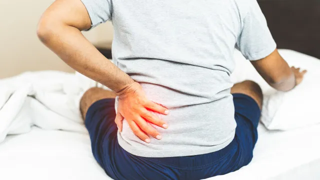 
                    Pedras nos rins. Os sinais precoces que nunca deve ignorar
                