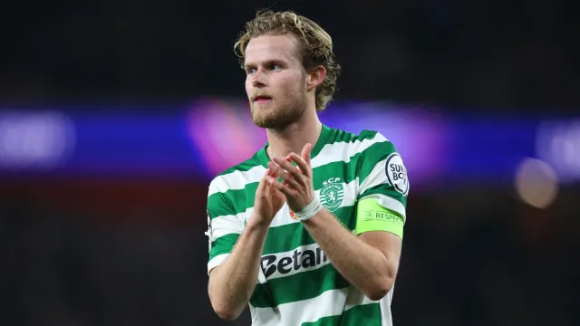 
                    Hjulmand dá murro na mesa: 